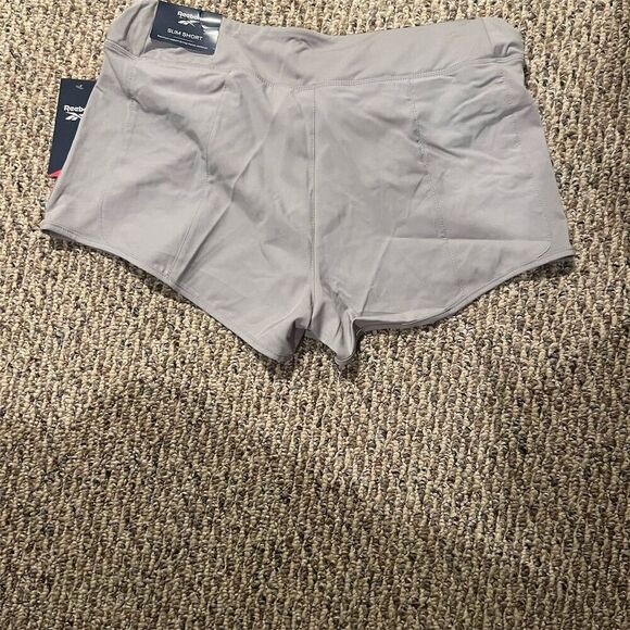 Reebok Pants - Reebok Women's Bravo Vector Slim Shorts Silver Size L Activewear